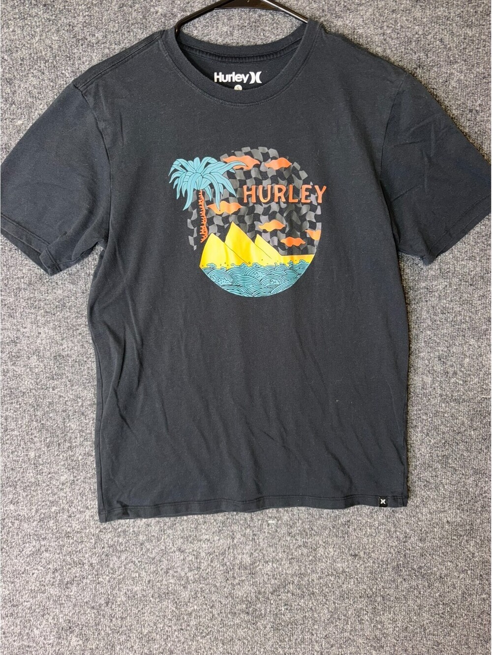 Hurley Nike Dri-Fit Mens Small Black Palm Tree Graphic T-Shirt Short Sleeve